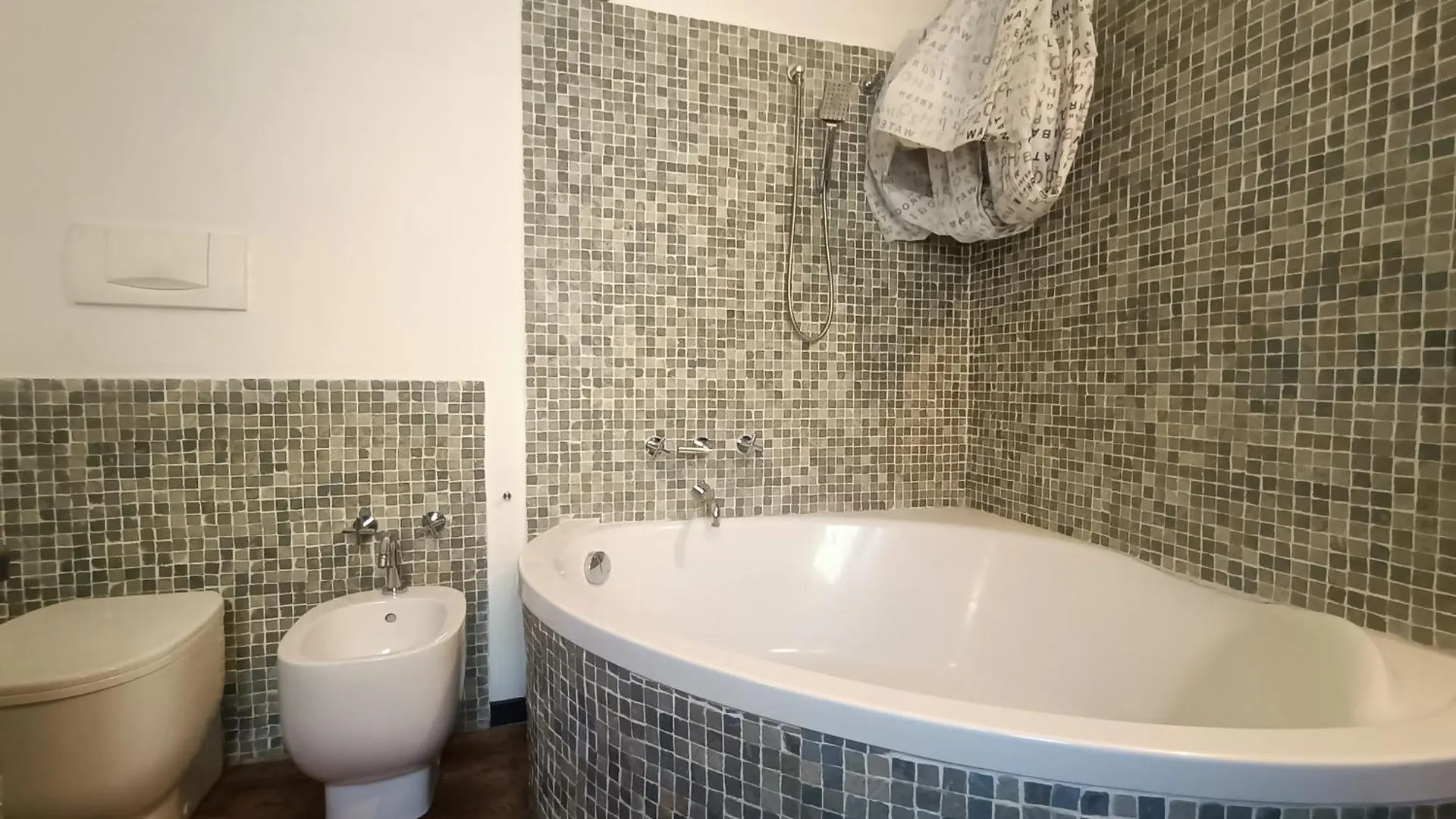 Delle Erbe - The Nightlife Apartment Albenga